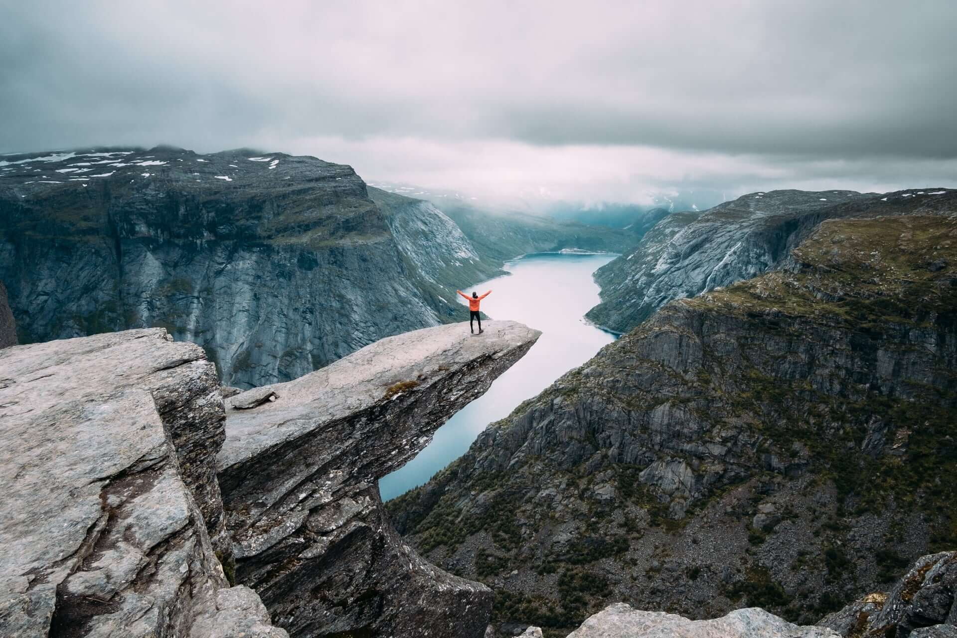 10 Reasons to Visit Norway: A Land of Natural Beauty and Cultural Delights