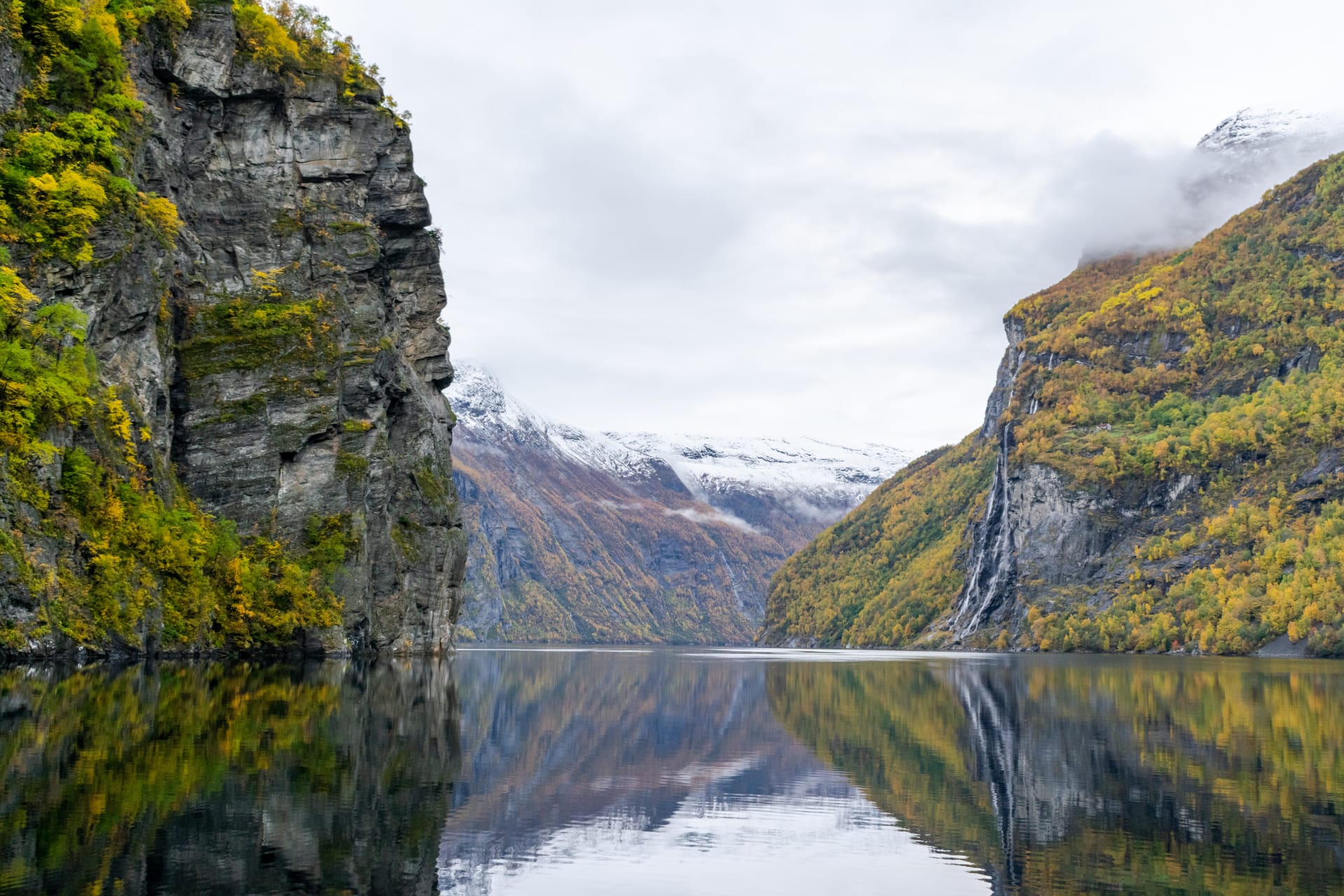 Explore the Majestic Geirangerfjord